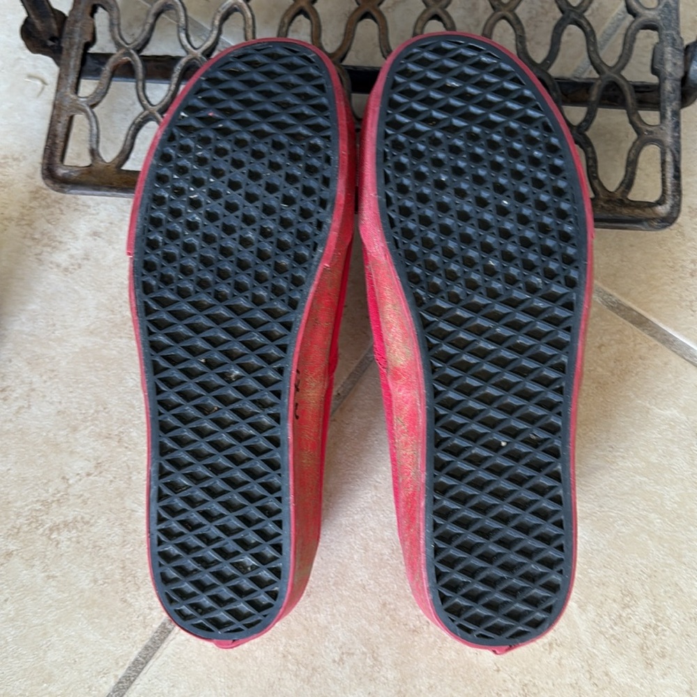 Vans Of The Wall Red With Gold Splatters Men’s Size 10.5 Women Size 12 Like New - Picture 9 of 9